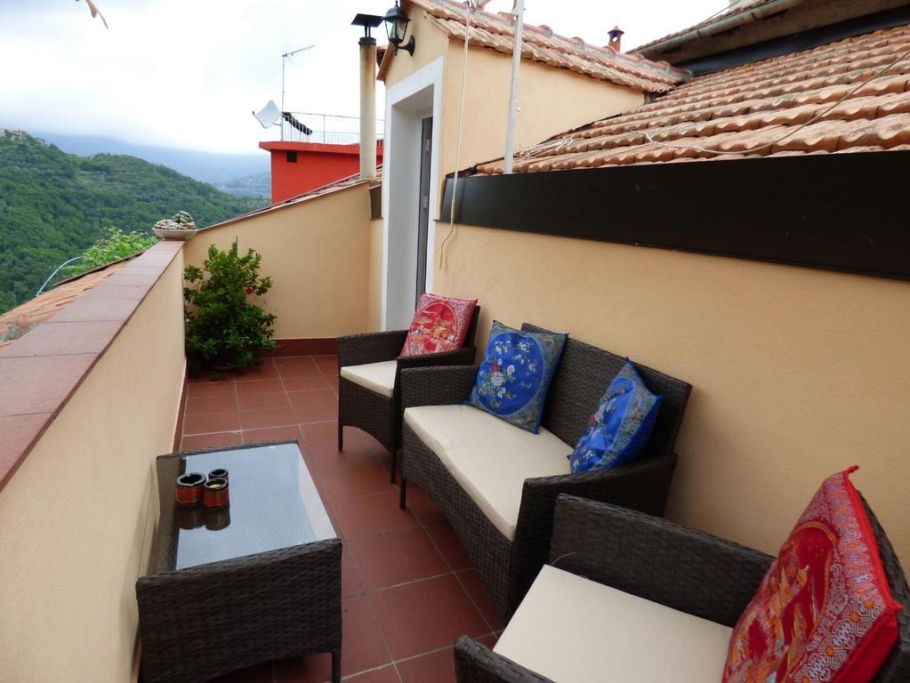 Casa Vacanze Sole Borghetto d'Arroscia Extérieur photo
